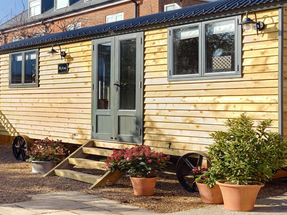 Pass The Keys Whitstable Shepherds Hut Minutes From The Harbour Vila Exterior foto